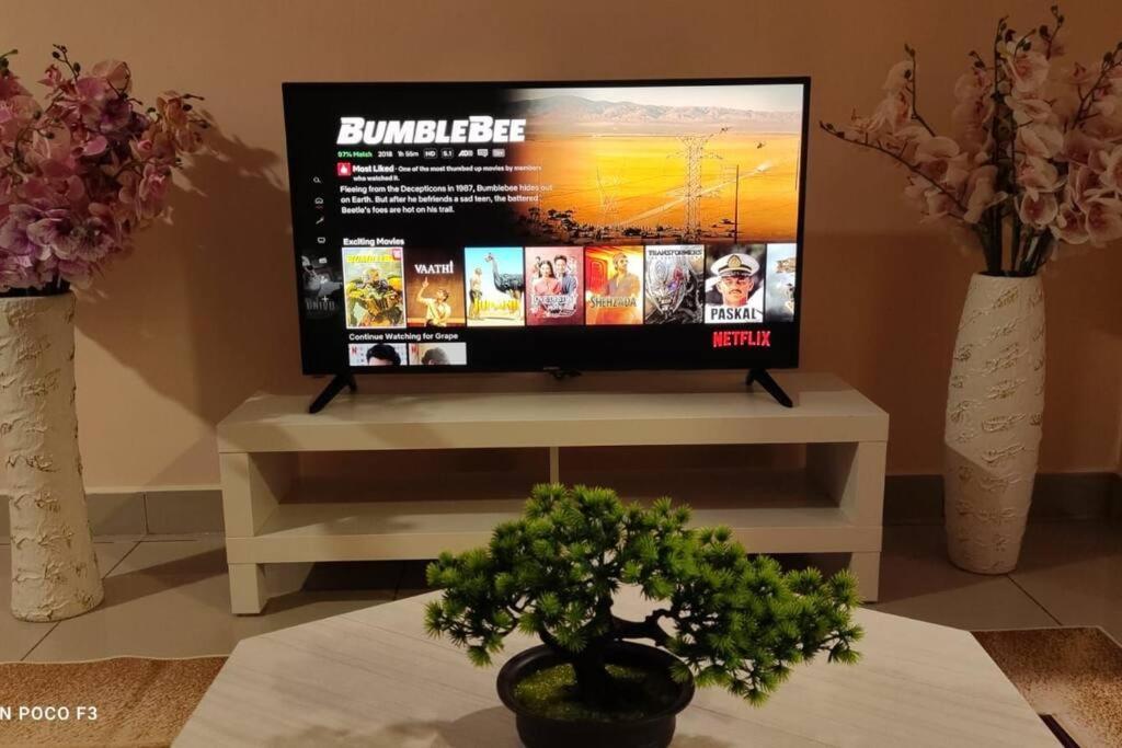 Ha1104- Cyberjaya-wi-fi-netflix- Parking-pool, 3074 Cyberjaya